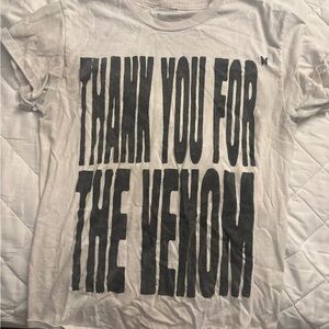 UVSAILLES Graphic Tee with Bold Text